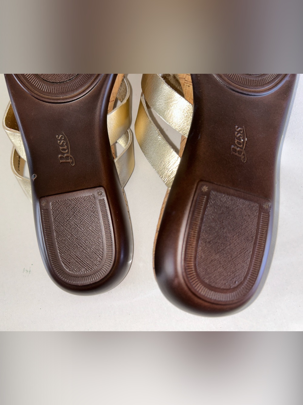 NWOB Bass Metallic Gold Crisscross Slide Sandals - Picture 7 of 7